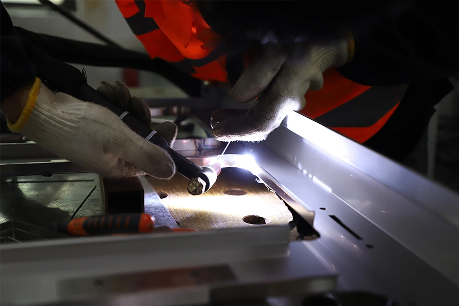 汽车底盘钣金加工全流程解析